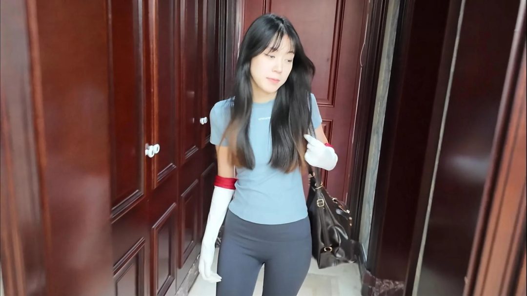 女士下班回家遭偷袭-2
