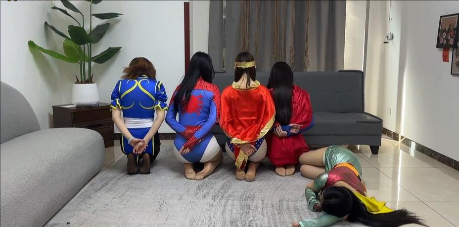 金宝定拍作品：五位女英雄的团灭-2