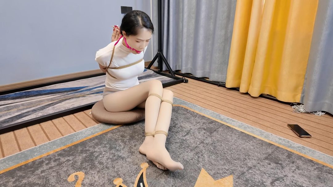 雅倩压舌口塞老虎凳调叫-2