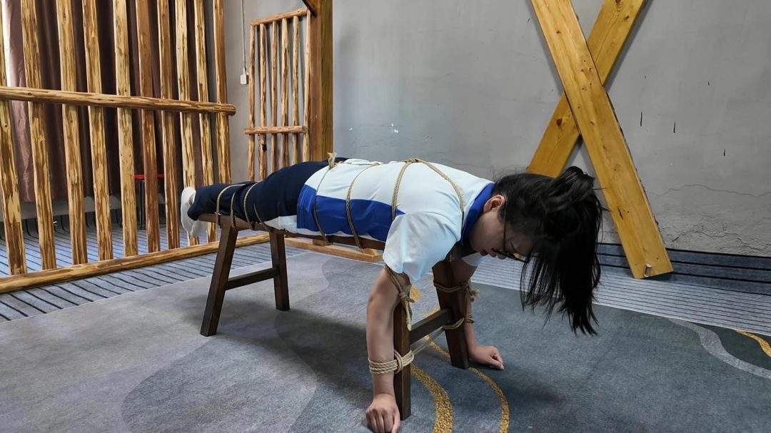 管教小遥-2