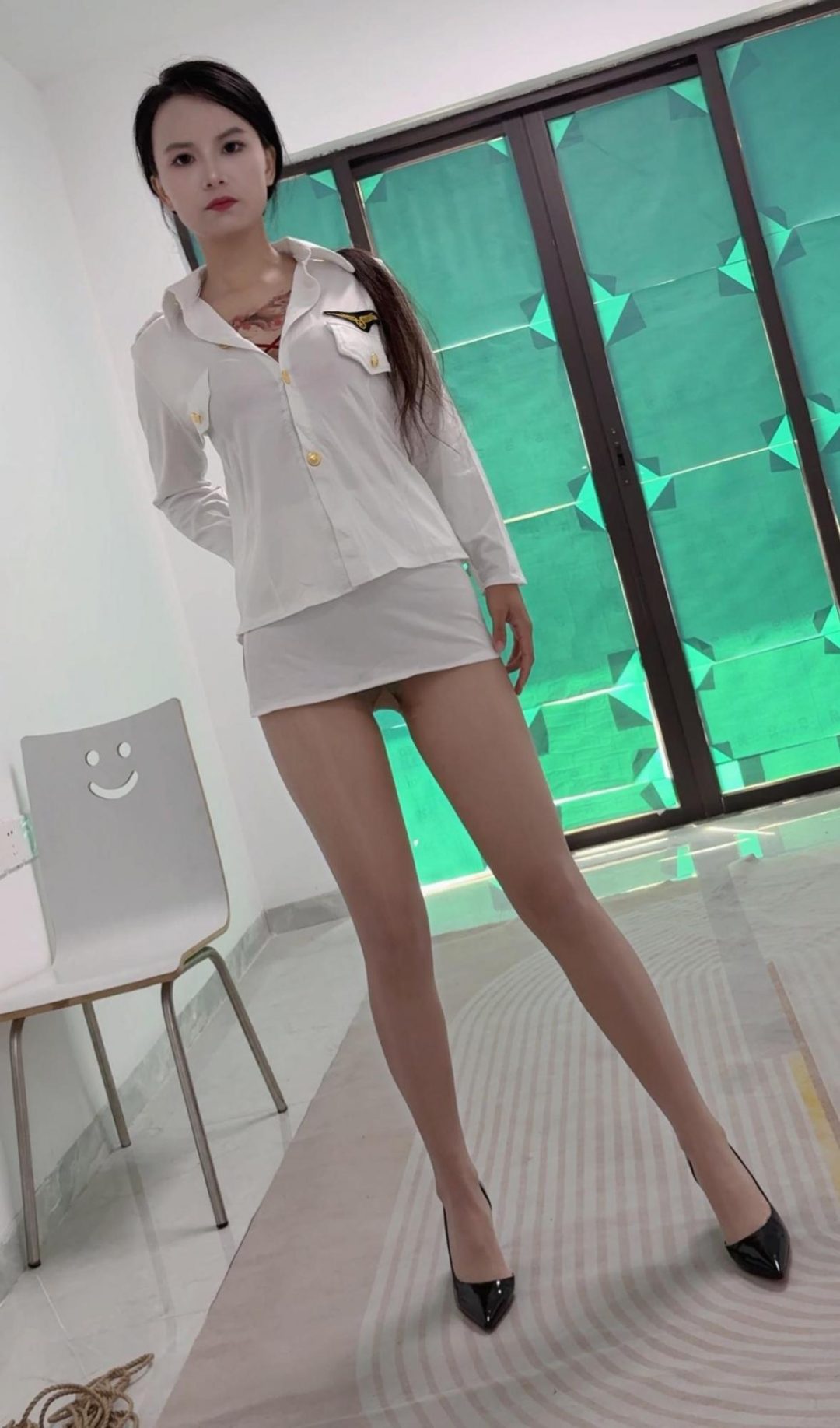 白色制服丝袜高跟五花大绑超紧缚-4