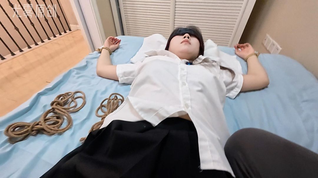 带货主播小妮初体验 双腿并拢 TK 驷马-6