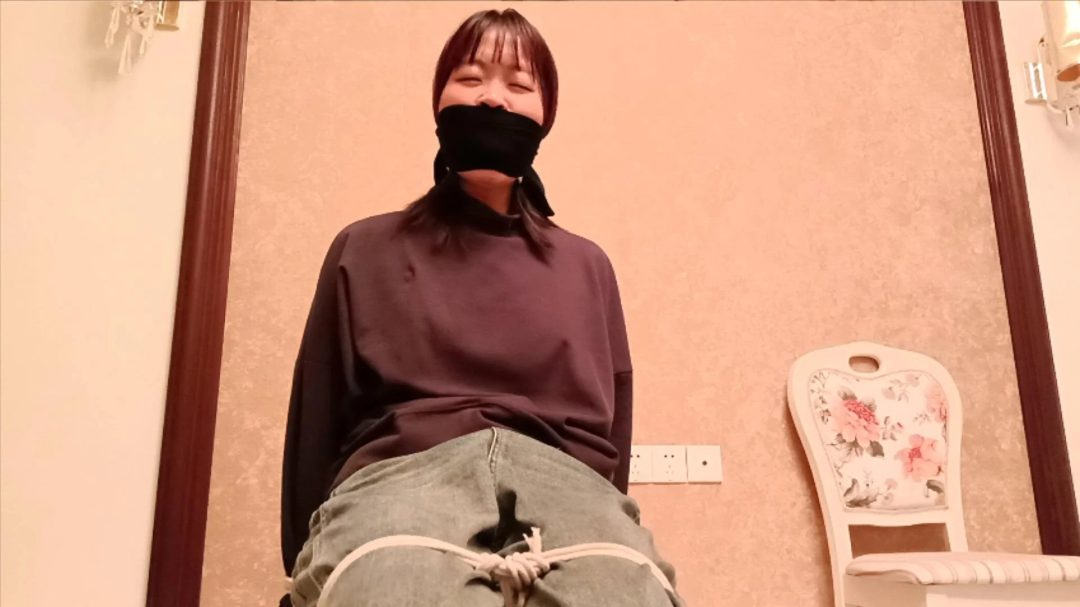 小五哥原创 小妹捆绑堵嘴合集第二部-5