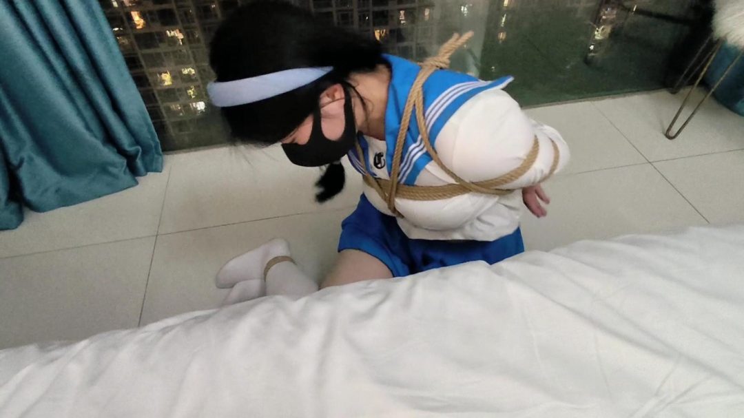 【八月の绳】紧缚状态下的移动能力状态——子鹿-5