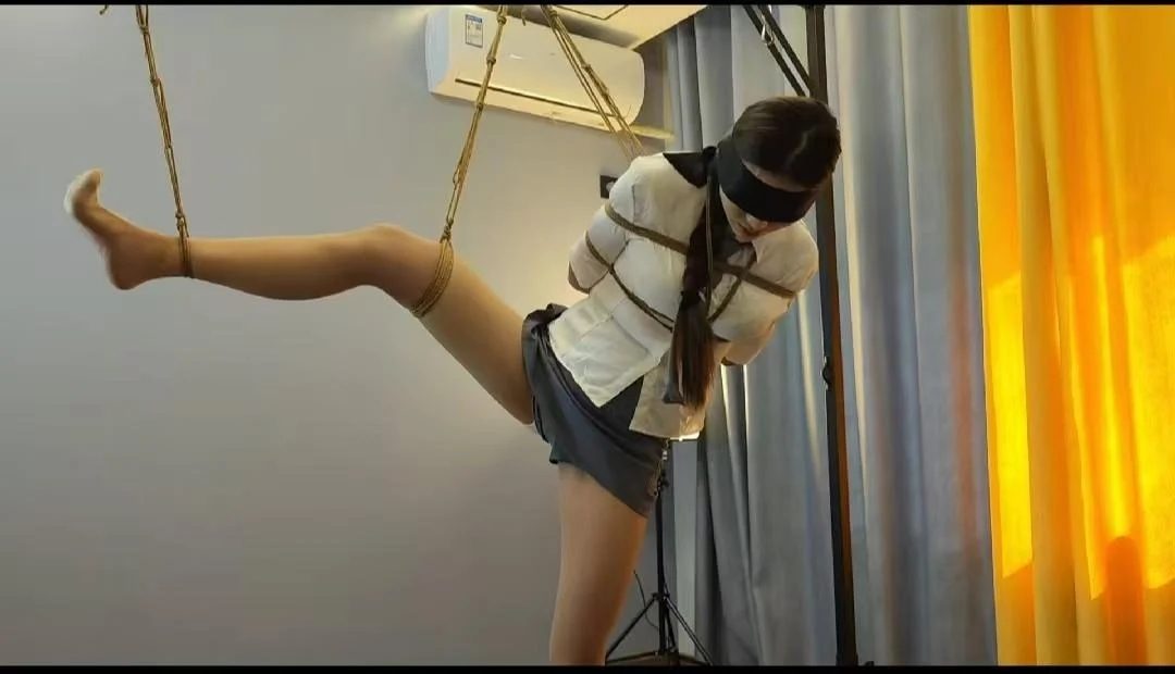 佳佳JK捆绑调教-6