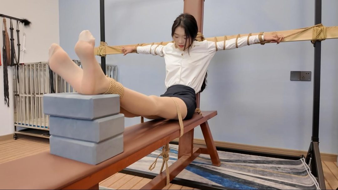 小夏试镜老虎凳-8