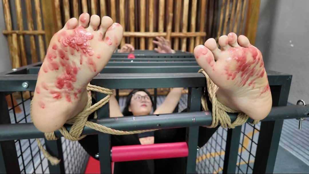 再次惩罚小遥之虐足-6