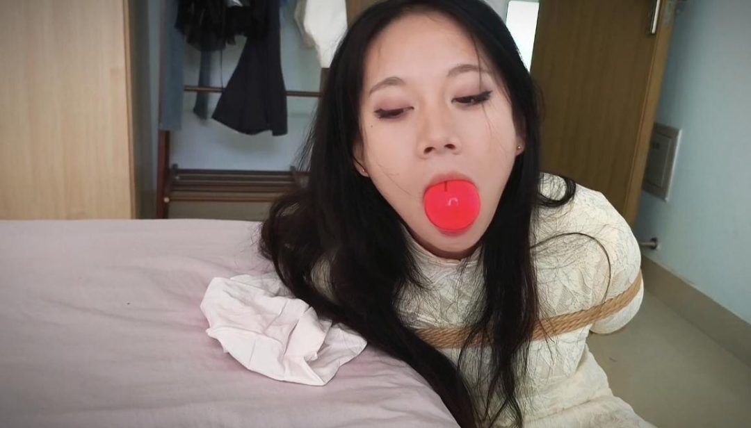 日式➕访谈➕口球➕玉足➕任务失败挠脚心等等~甜妹冰柠挑战半个小时失败等等-4