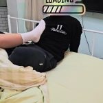 当你偷女神丝袜结果被抓到了（m向） 丝袜 手铐 都市 捆绑 镣铐 挣扎