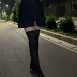黑丝JK水手服伪娘，龟甲缚后手体验户外伪街郊狼电击