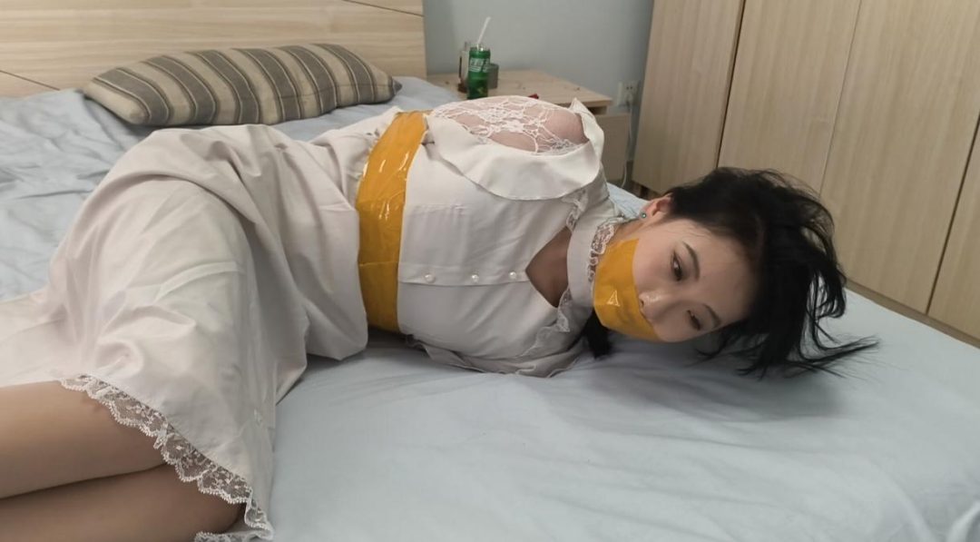 【禾一原创】（绳艺体验访谈2）被绑着堵嘴问各种问题 tk（胶带堵嘴）原味丝袜堵嘴-1
