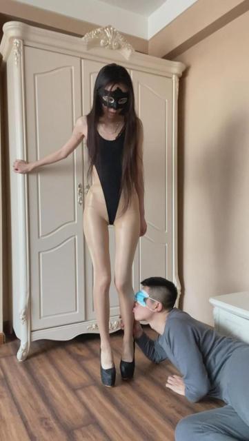 【诗蔓少女】性感模特的极度诱惑舔吻-5