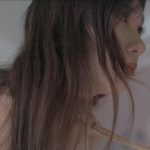 高挑妹子初试钢铁木马遭老罪了--丝袜、高跟、丝足、内衣、镣铐、直臂、放置