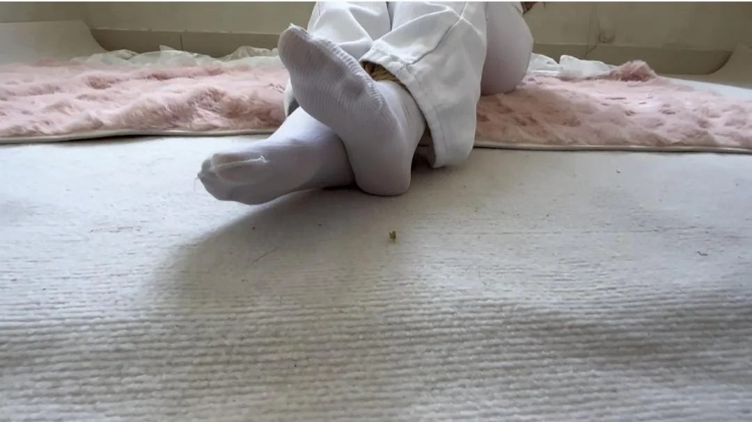 新模(珞颖)胸大 腿长 小脚 体验捆绑-4