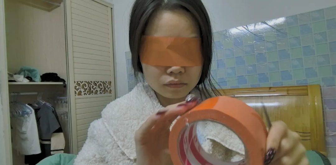 胶带封嘴蒙眼自娱自乐-3