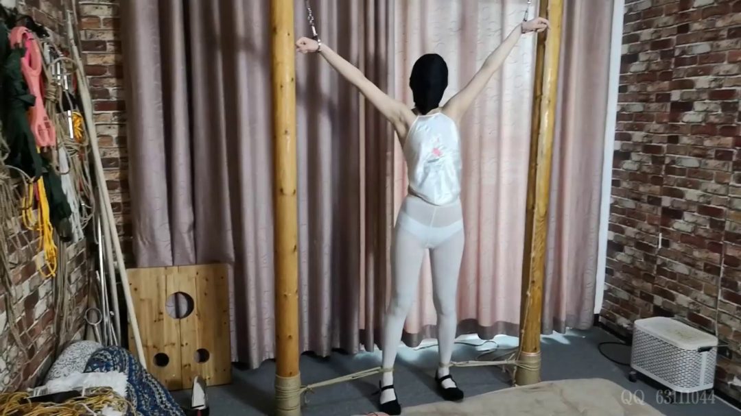 孟瑶 白肚兜 X架拷问 被处决-5