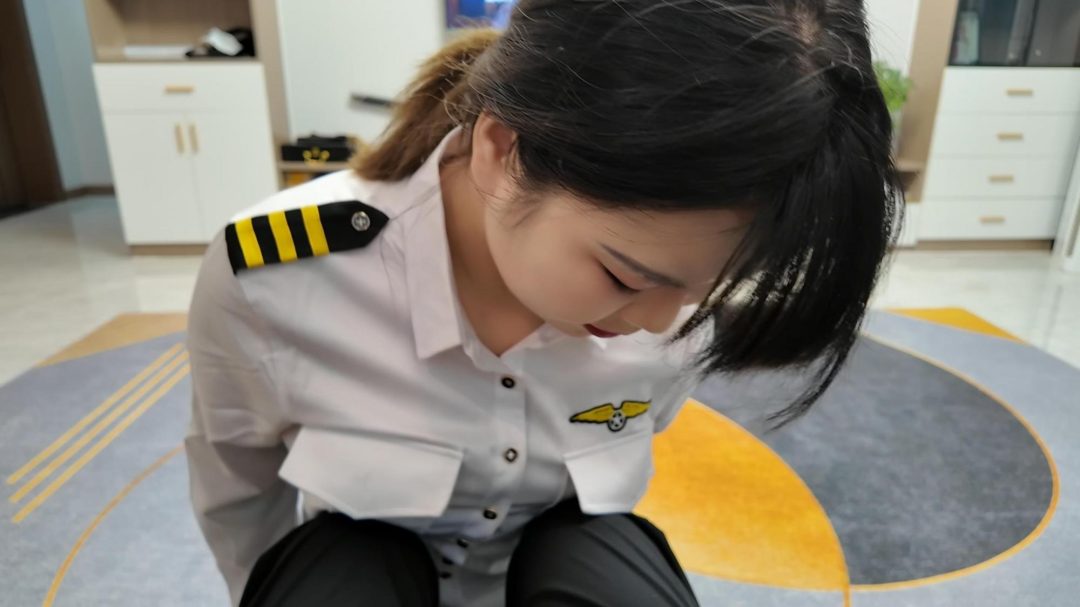惩罚小文鞋底打耳光-4