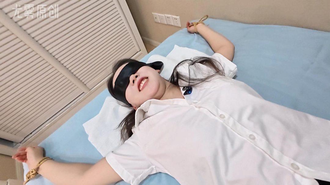 带货主播小妮初体验 双腿并拢 TK 驷马-7