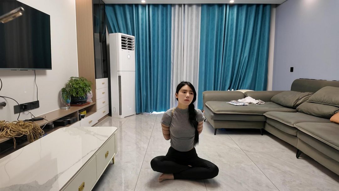杨若琳五花-8