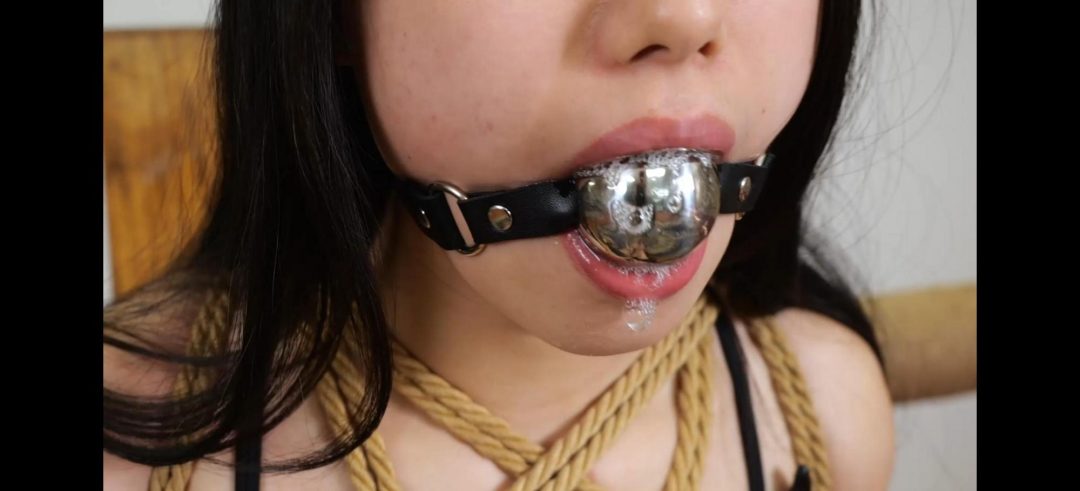 焱火工作室定拍 清岚（云兮）捆绑多种口球流口水和胶带封嘴-6