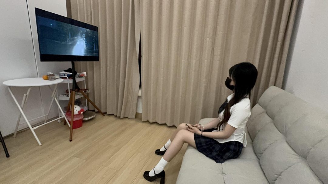 独居的JK妹妹-8