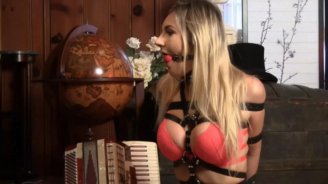 Jbroper: Tasha Ana bikini belt bondage-2