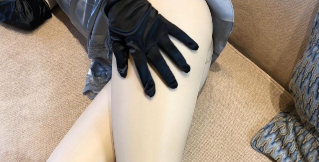 长腿少女被改造成ZENTAI全包紧身衣娃娃的日常24小时-7 长腿少女被改造成ZENTAI全包紧身衣娃娃的日常24小时-7