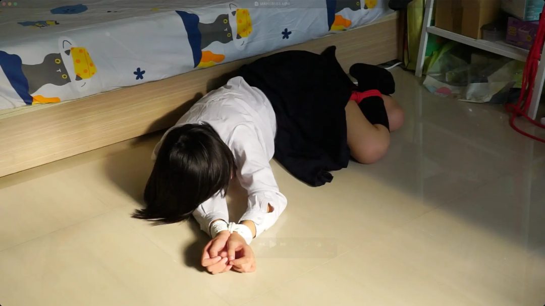 【麻绳工作室】 「绮」湾湾妹子 19岁 大学生 大一学妹 - 情境式捆绑、捆绑过程-1