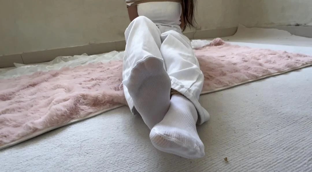 新模(珞颖)胸大 腿长 小脚 体验捆绑-6