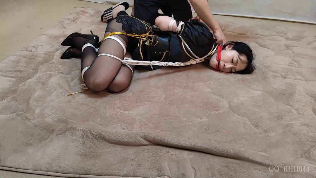 陈雅馨 女刺客被擒后折磨-7