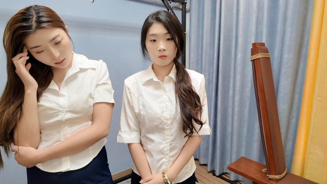 小夏佳佳双人紧缚口塞训练-4