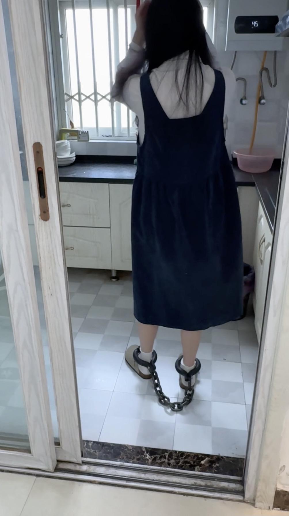 两个女孩的镣铐日常（下）-8