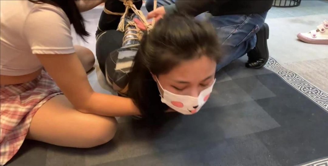 女贼噩梦-6