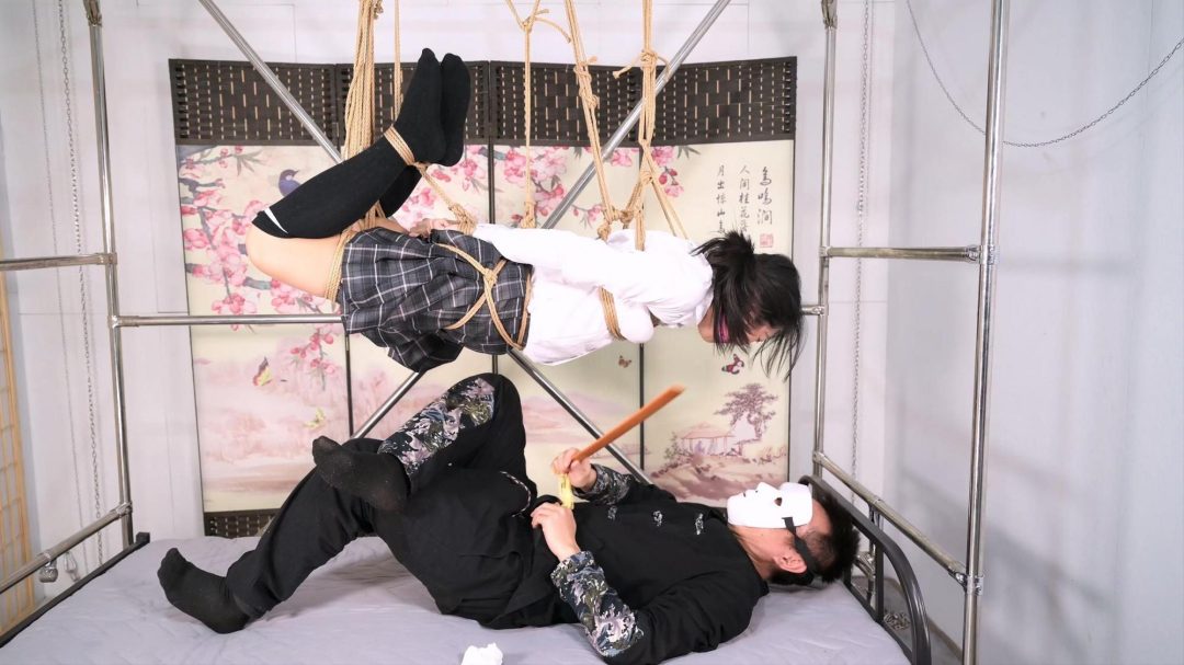 如何防止睡觉时滴落一脸口水--刑床、JK、悬吊、戒尺、TK、口球、鞭打-7