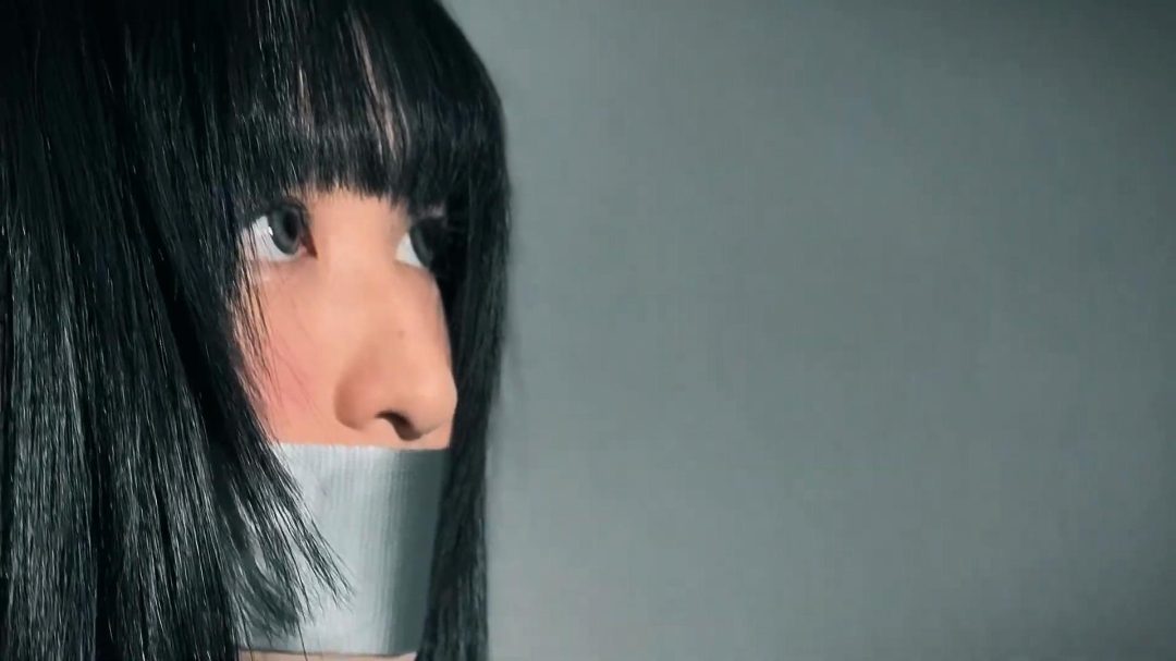 彼女は無事脱出できるのか眞中希愛脱出遊戯手錠拘束からの脱出短編サスペンス Can she escape to tied up handcuffs 闇バイト-5