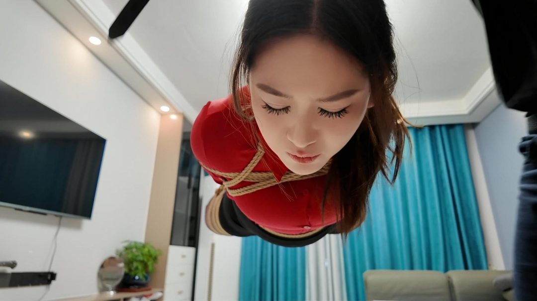 茜茜驷马悬吊-4