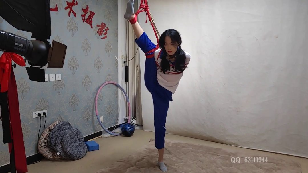 雅熙 写作业的小学生被老师惩罚-8
