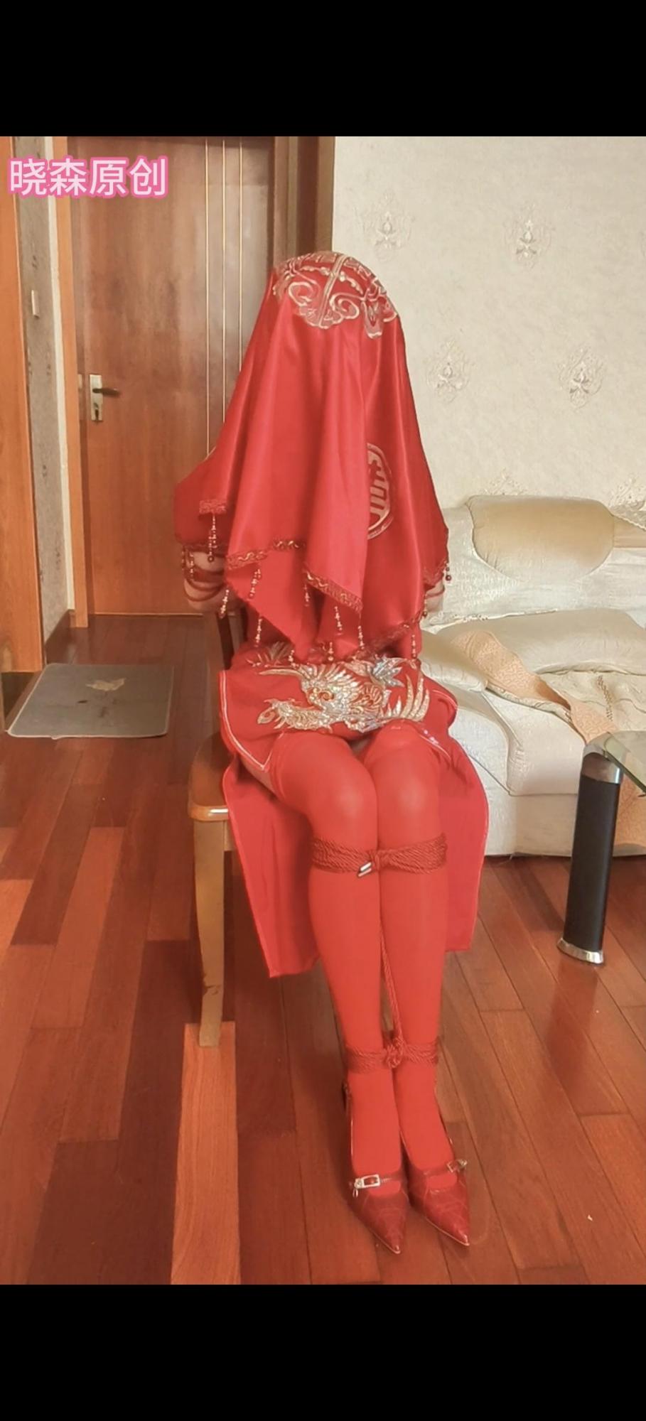 （客户定制）晓森妹妹真空红色旗袍的椅子受难-3