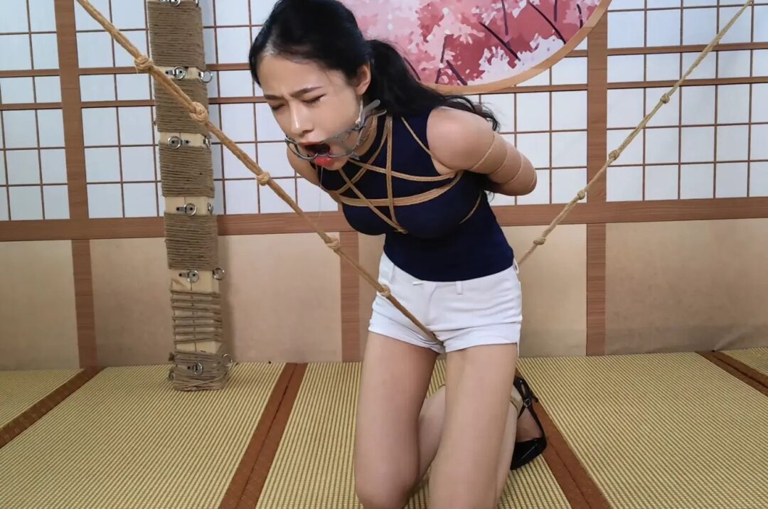 随心原创 雅熙 严厉的跪地走绳 项圈脖子全身固定-2