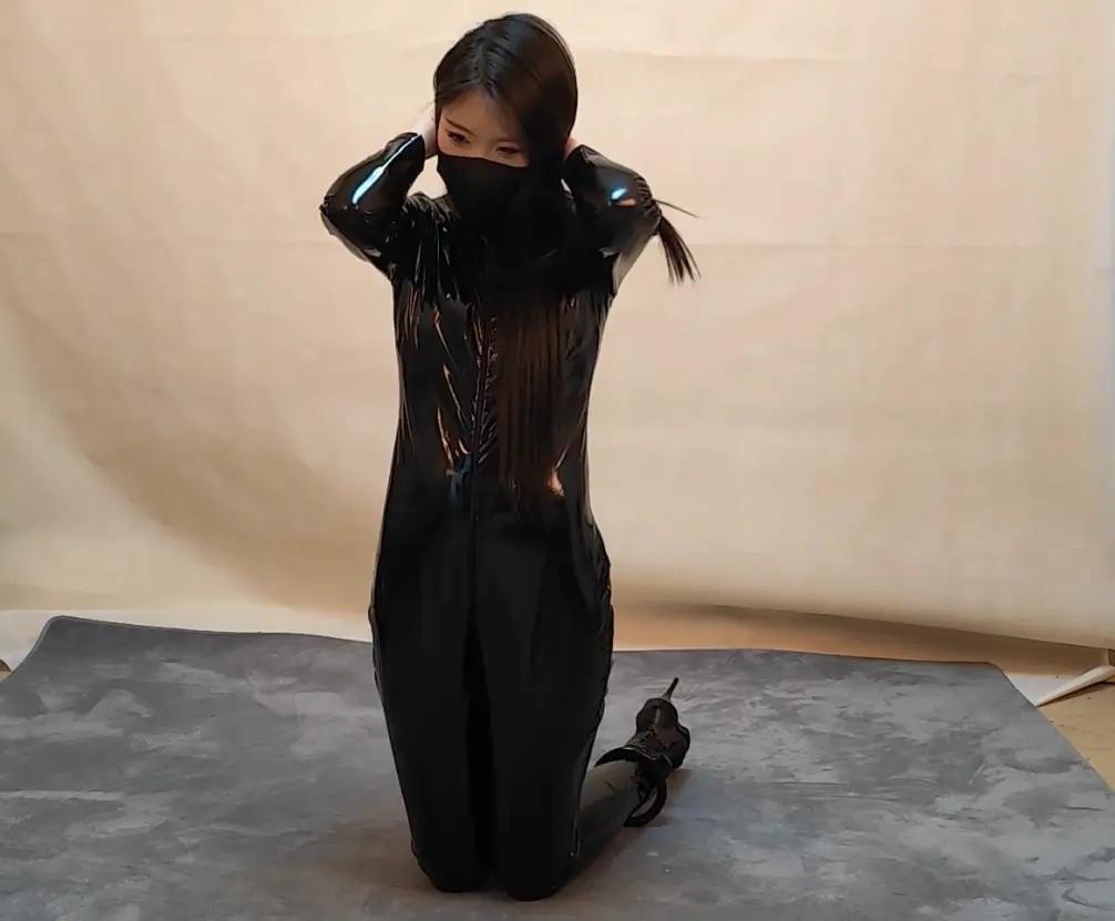 束缘阁 折磨女特工-7