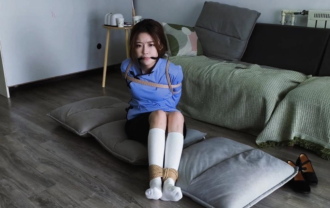 （私人订制）被劫持的民国少女-1