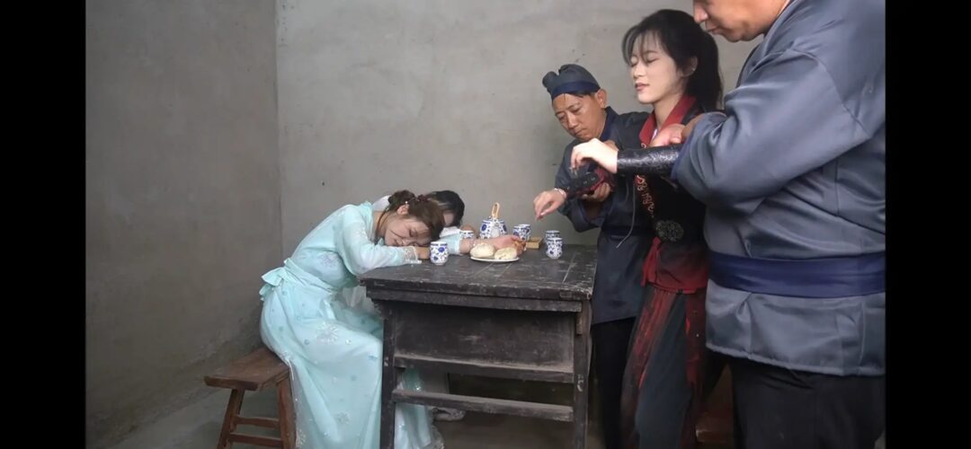 一绳有你定制《女神捕之千金蒙冤案》第一集-6