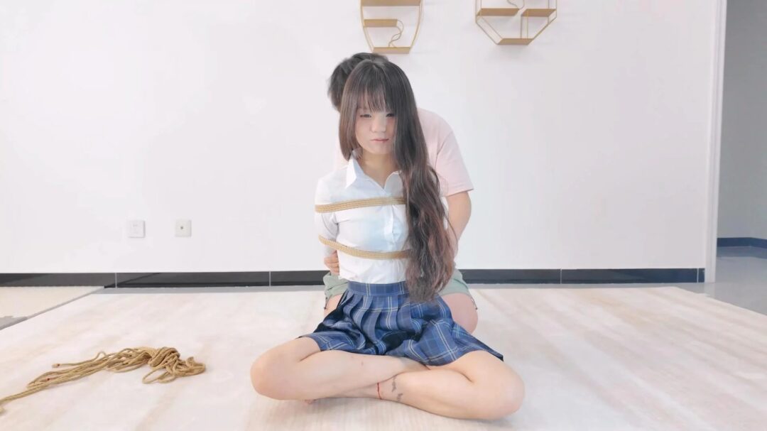 二仙桥定拍作品 模特鱼丸jk捆绑-1