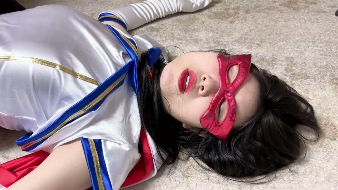 魔法女战士冯迪妮虚弱战败被脱战衣-7