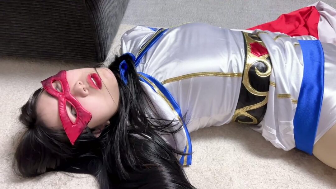 魔法女战士冯迪妮虚弱战败被脱战衣-8