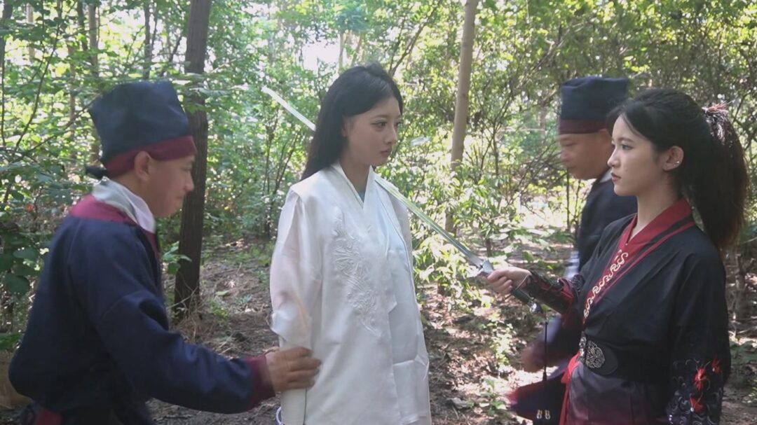 一绳有你定制《女神捕之白莲教》第一集-6