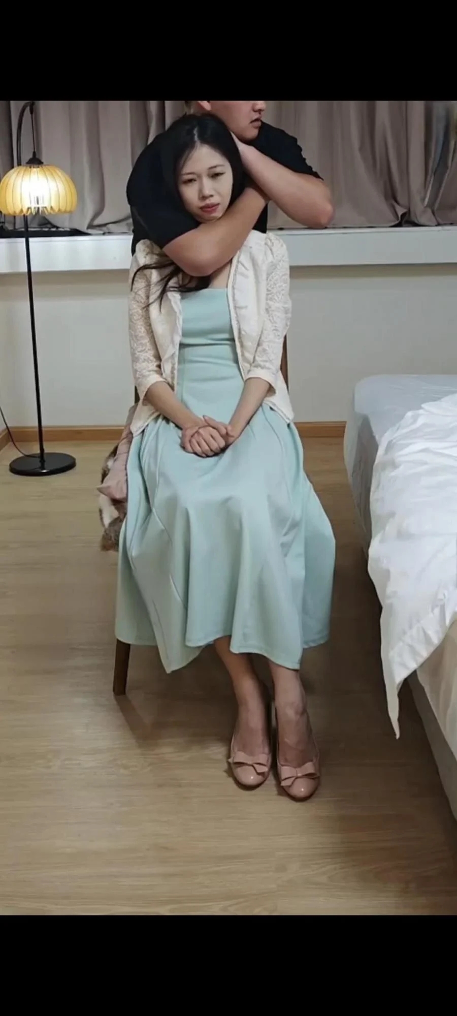 约玩大学生美少女，一分钟-3