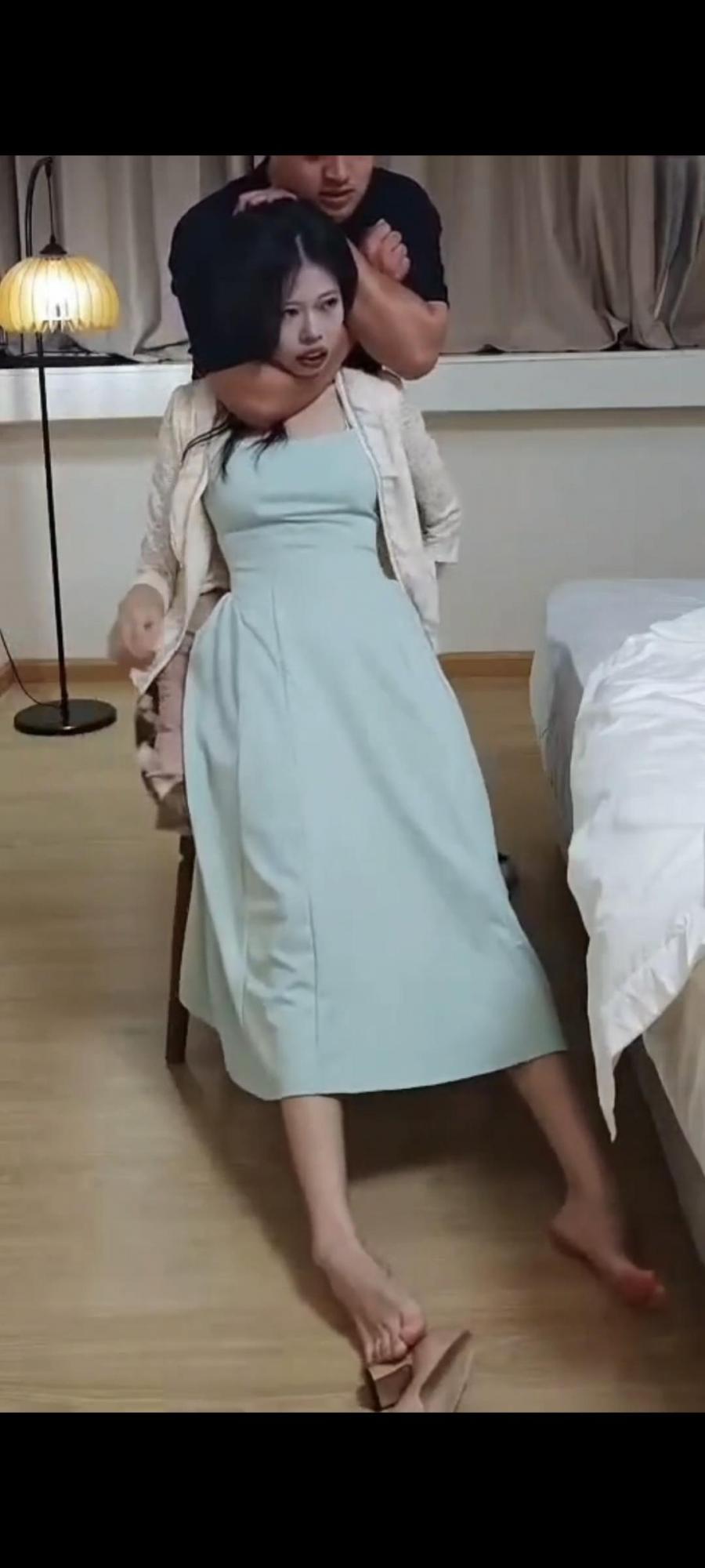 约玩大学生美少女，一分钟-2