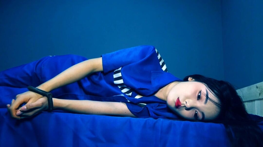 定拍转公映《深渊姐妹花》下集 判决以后妹妹谢雨雯被执行死刑姐姐谢雨欣在监狱劳动服刑改造-3