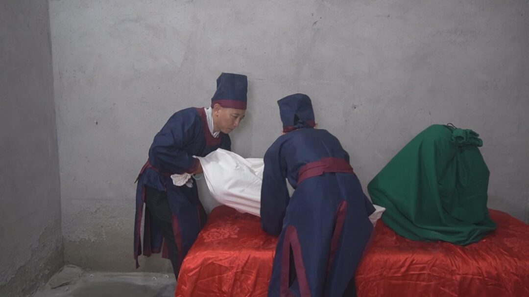 一绳有你定制《女神捕之白莲教》第三集-9
